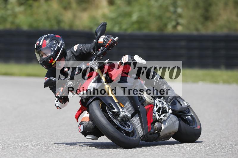 /27 12.06.2025 Ducati Schweiz Trackday Warmup  ADR/gelb-jeaune/ohne